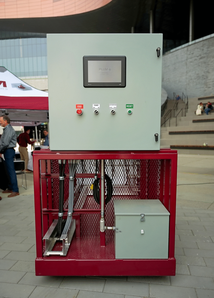 Commercial CNG loader/unloader engineered for high-efficiency operations in virtual pipeline (VP), RNG, and gas lift applications.